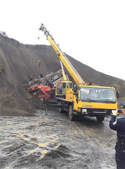 房山区上犹道路救援